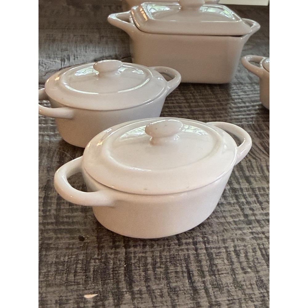 White Essentials Mini Cocotte Style Dishes 6 Ceramic Pots 5 Lids White